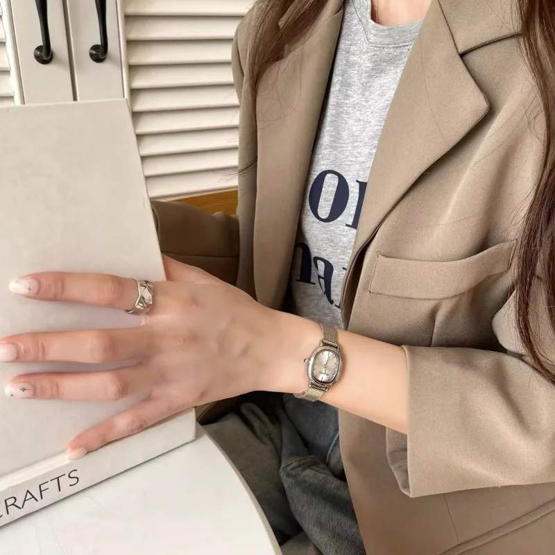 Mała owalna tarcza Zielony zeg – Luxury Watch Ladies recenzja i cena